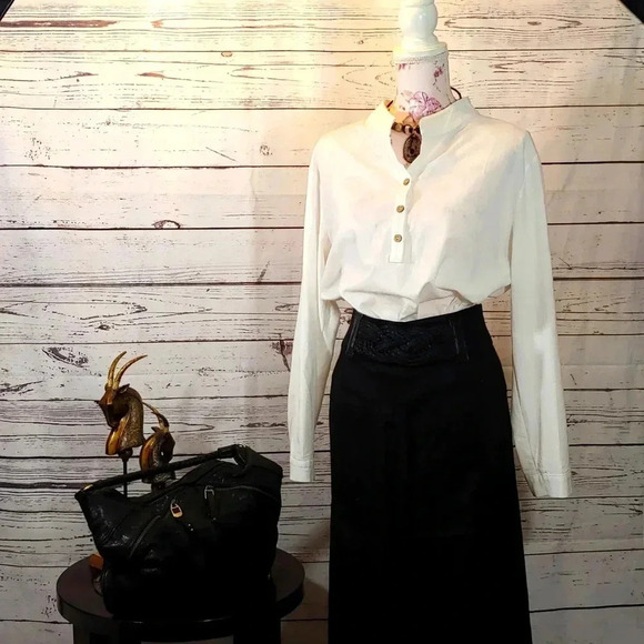 Women's 100% Linen Top - Picture 1 of 7